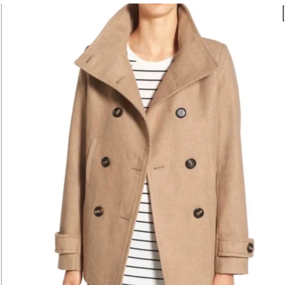 Thread and Supply Peacoat in size large